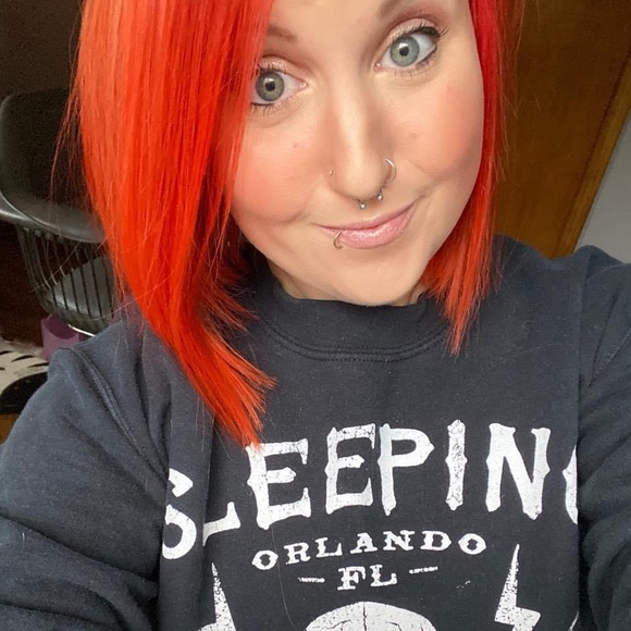 Meet your Posher, Dawn - Picture 1 of 1